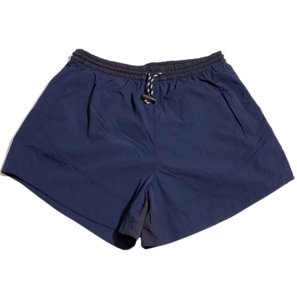 Lululemon Evergreen Shorts size 6
